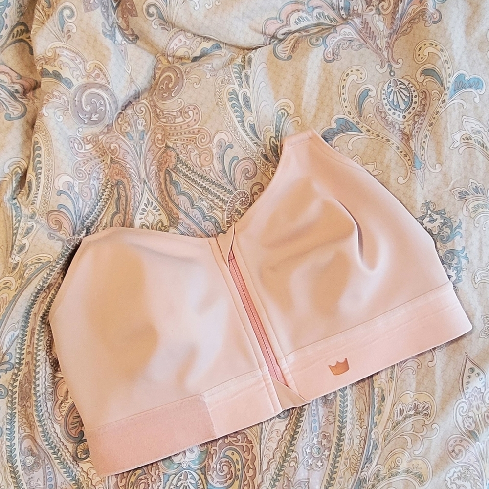Shefit Flex sports bra